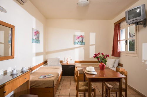 Photo 5 - Dia Apartments