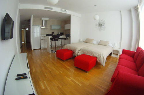 Foto 1 - Apartamentos Debambu