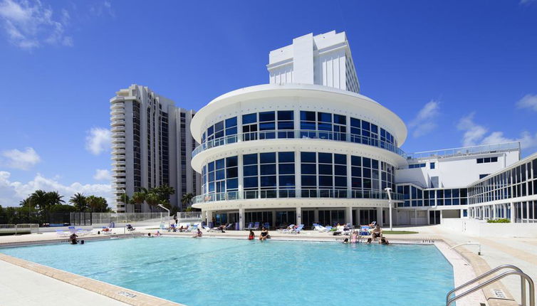 Photo 1 - New Point Miami Beach Apartments