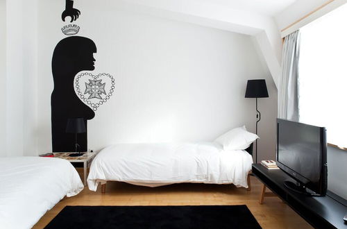 Photo 25 - The Lisbonaire Apartments
