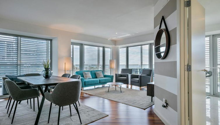 Photo 1 - Apartment in Barcelona with private pool and garden view