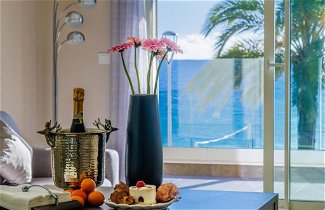 Photo 1 - Aparthotel in Cannes with garden and sea view