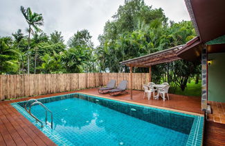 Photo 2 - Fisherman Way Beach Resort