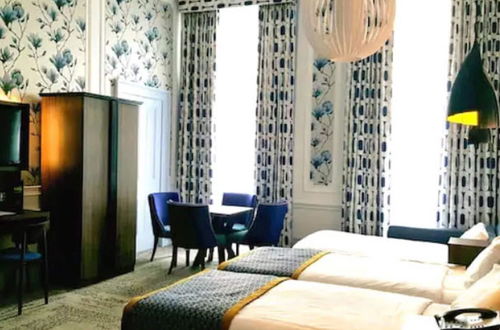 Photo 10 - Cairn Hotel & Apartments