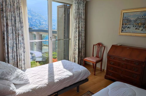 Photo 36 - Casa de 4 habitaciones en Montreux con piscina y vistas a la montaña, 214 m², 4 bedrooms