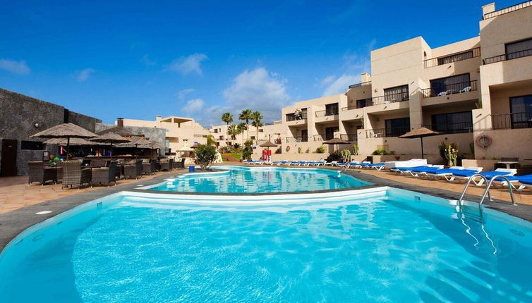 Photo 1 - Blue Sea Apartamentos Costa Teguise Gardens