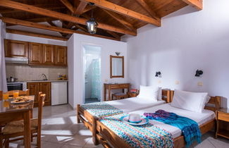 Photo 1 - Rena Apartments 