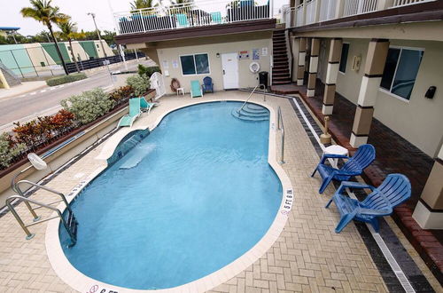 Foto 31 - Caribbean Resort Suites