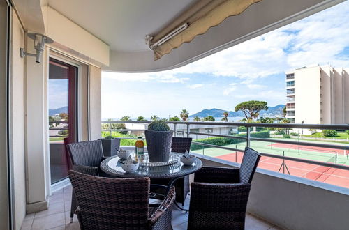 Photo 13 - Casa de 1 habitación en Cannes con piscina y vistas al mar, 43 m², 1 bedroom
