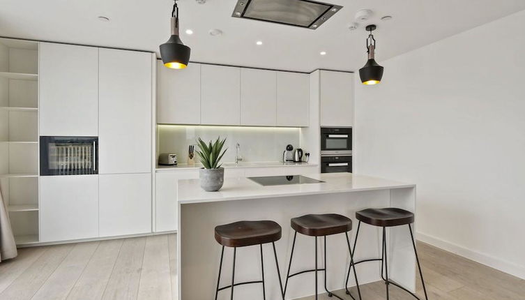 Photo 1 - Southwark by Q Apartments
