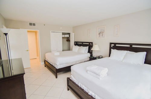 Foto 40 - The Alexander All Suites Hotel