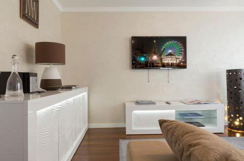 Photo 32 - The Queen Luxury Apartments - Villa Vinicia