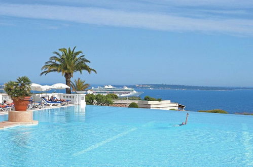Photo 36 - Casa de 3 habitaciones en Cannes con piscina privada y vistas al mar, 84 m², 3 bedrooms