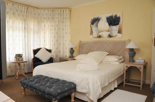 Photo 8 - Sandbaai Country House