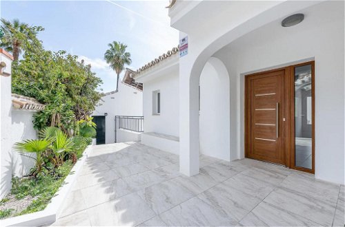 Photo 8 - Villa in Benalmádena with private pool and pool view