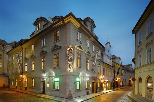 Foto 15 - OREA Place Charles Bridge
