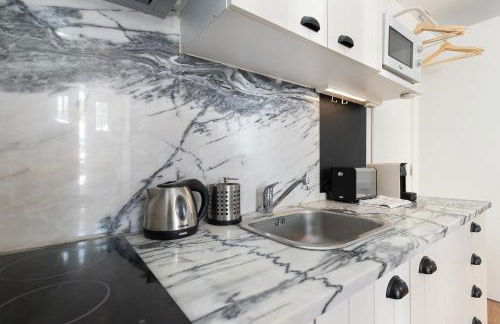 Classic Lisbon Homes: Bright & Central in Belém - Foto 38