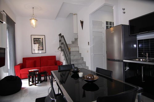 Photo 3 - Living Sevilla Apartments Catedral