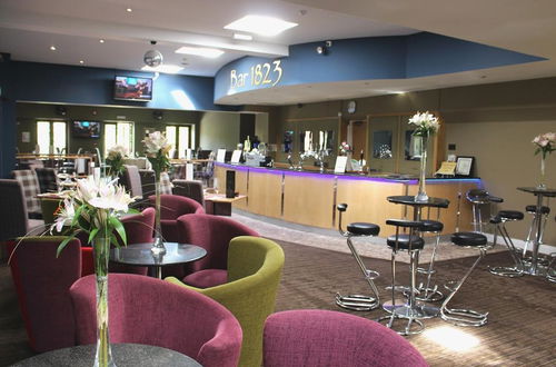 Photo 11 - Dunchurch Park Hotel