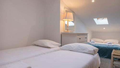 Condessa 2BDR Duplex by LovelyStay - Foto 5