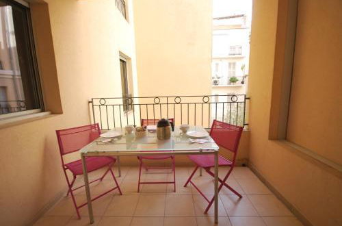 Photo 32 - Le Vieux Port Apartments
