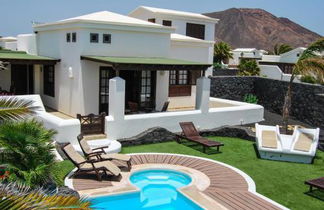 Photo 1 - Villa Victoria