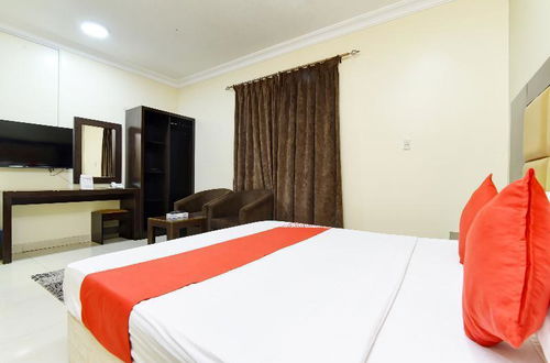 Photo 6 - OYO 427 Royal Al Khaleej Furnished Apartments 2