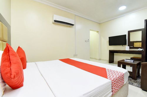 Photo 10 - OYO 427 Royal Al Khaleej Furnished Apartments 2