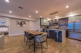 Foto 1 - Deedee's Lofts at Grove II