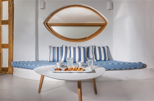 Photo 27 - Elite Luxury Suites