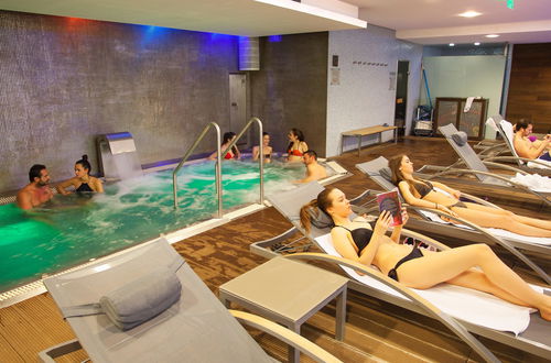 Photo 4 - Mango Aparthotel