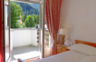 Photo 2 - Apartment Chesa Derby 27