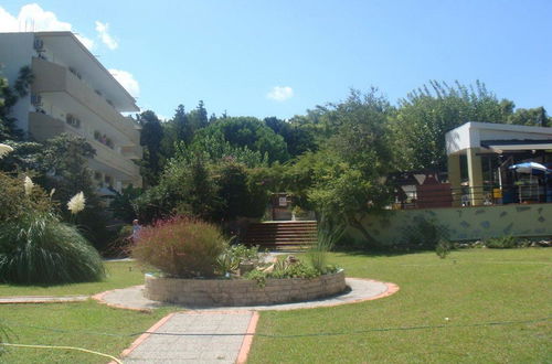 Photo 15 - Achousa Hotel