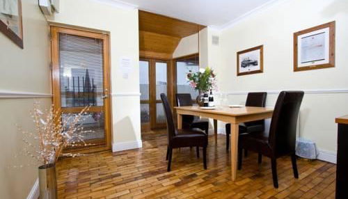 Foto 1 - Oliver St. John Gogarty's Penthouse Apartments