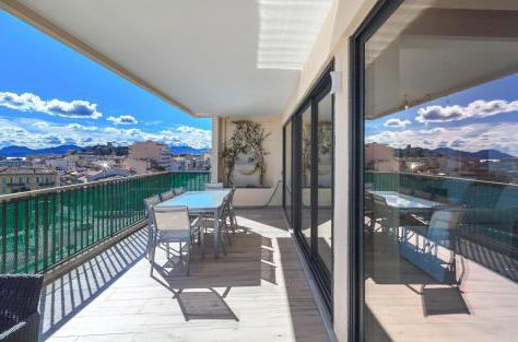 Photo 27 - Apartment in Cannes with garden and sea view