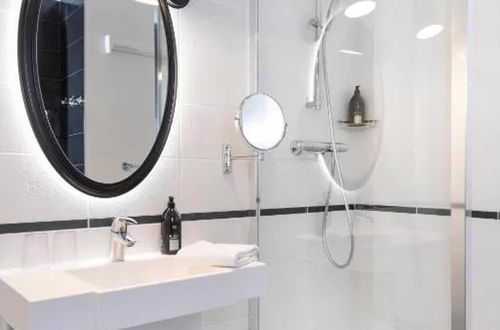 Photo 2 - Aparthotel Adagio Paris Montmartre