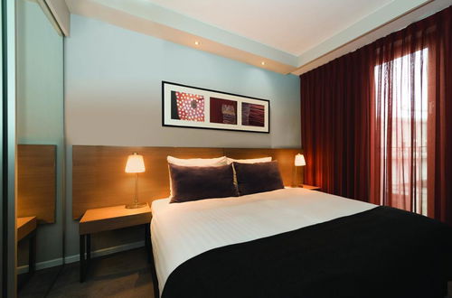 Photo 3 - Adina Apartment Hotel Frankfurt Neue Oper