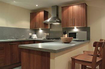 Photo 5 - Edinburgh Church Apartments