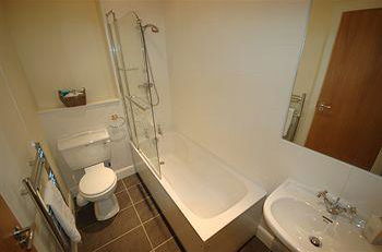 Photo 9 - Edinburgh Church Apartments
