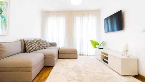 Chiad1 · Duque 53 Amazing Terrace · Netflix · AC - Foto 3