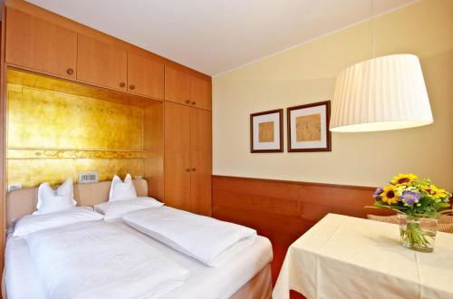 Photo 4 - Hotel Gartenresidence Zea Curtis