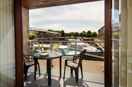 Photo 35 - Tewitfield Marina