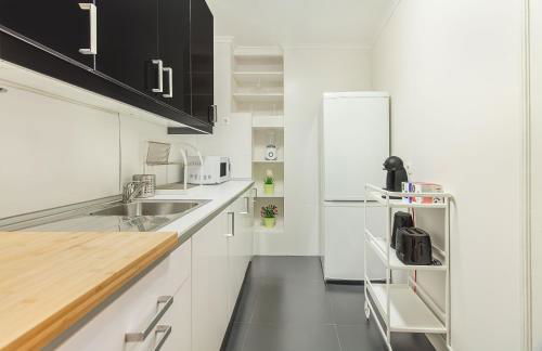 Duque's Cozy Retreat at Historical Lisbon - Foto 9