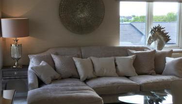 Photo 1 - Penarth Apartment