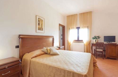 Photo 31 - CASCINA TABACHERA x10 Vineyard House - GARDA LAKE