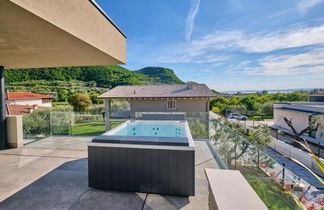 Foto 1 - Appartamento a Garda con piscina e vista giardino