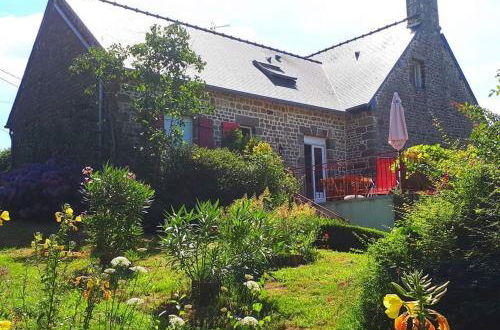 Foto 12 - Casa en Saint-Laurent-de-Terregatte con jardín y vistas al jardín