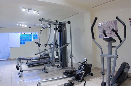 Photo 2 - Futura Hotel