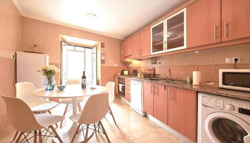 Spacious and Renovated Apartment With Amazing Patio, By TimeCooler - Foto 5