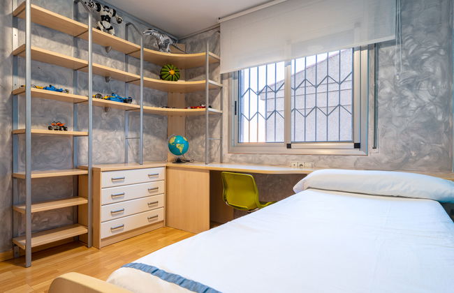 Casa de 6 quartos em Reus com piscina privada e jardim - Foto 25